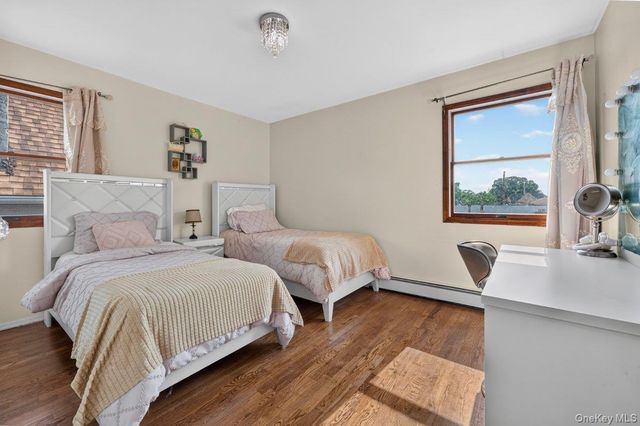 84-70 159th Street, Jamaica Hills, NY 11432