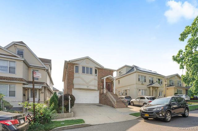 84-70 159th Street, Jamaica Hills, NY 11432
