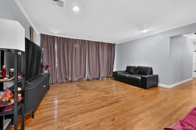 84-70 159th Street, Jamaica Hills, NY 11432