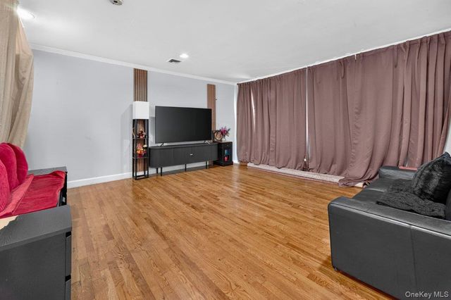 84-70 159th Street, Jamaica Hills, NY 11432