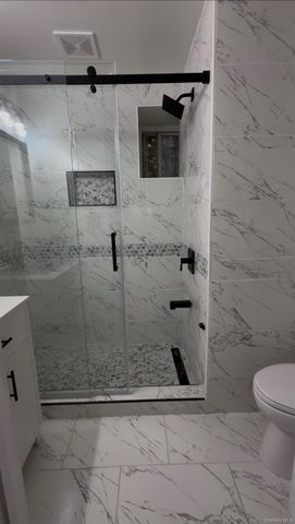 84-70 159th Street, Jamaica Hills, NY 11432