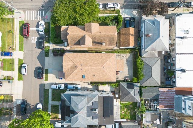 84-70 159th Street, Jamaica Hills, NY 11432