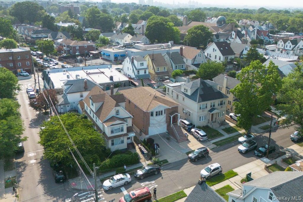 84-70 159th Street, Jamaica Hills, NY 11432 — photo 4