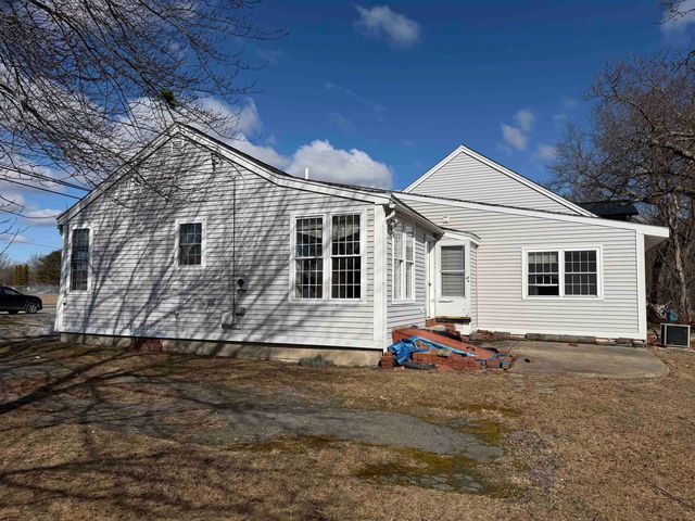 127 Daniel Webster Highway, Merrimack, NH 03054