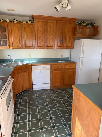 127 Daniel Webster Highway, Merrimack, NH 03054