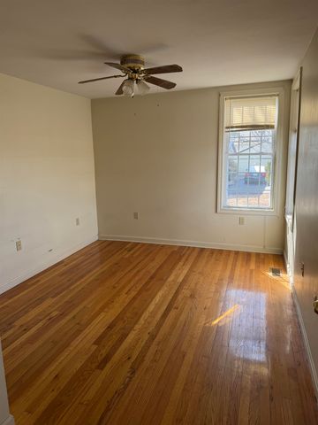 127 Daniel Webster Highway, Merrimack, NH 03054