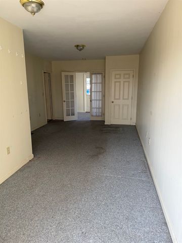 127 Daniel Webster Highway, Merrimack, NH 03054