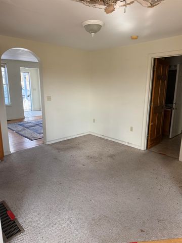 127 Daniel Webster Highway, Merrimack, NH 03054