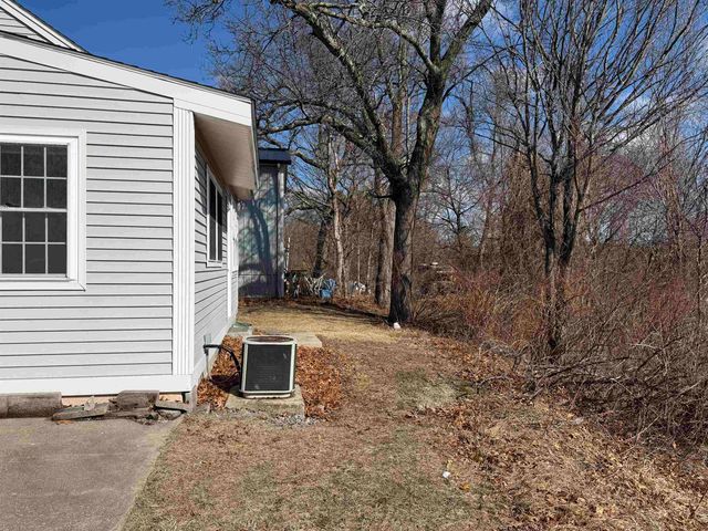 127 Daniel Webster Highway, Merrimack, NH 03054