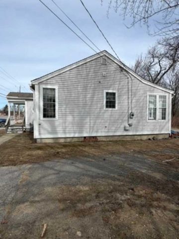 127 Daniel Webster Highway, Merrimack, NH 03054