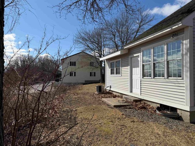 127 Daniel Webster Highway, Merrimack, NH 03054