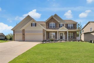 1002 Brook Mont Drive, O'fallon, MO 63366