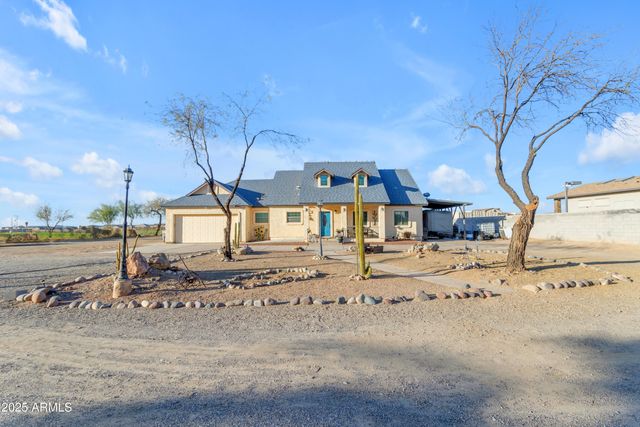 2064 W DOBBINS Road, Phoenix, AZ 85041