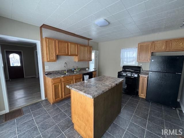 215 S Albany Street, Wolcottville, IN 46795