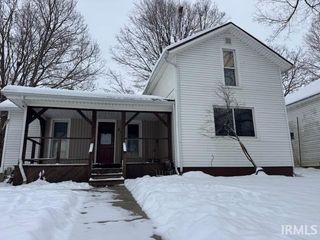 215 S Albany Street, Wolcottville, IN 46795