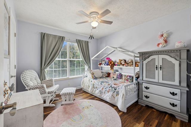 160 Waters Edge Ln, Hendersonville, TN 37075