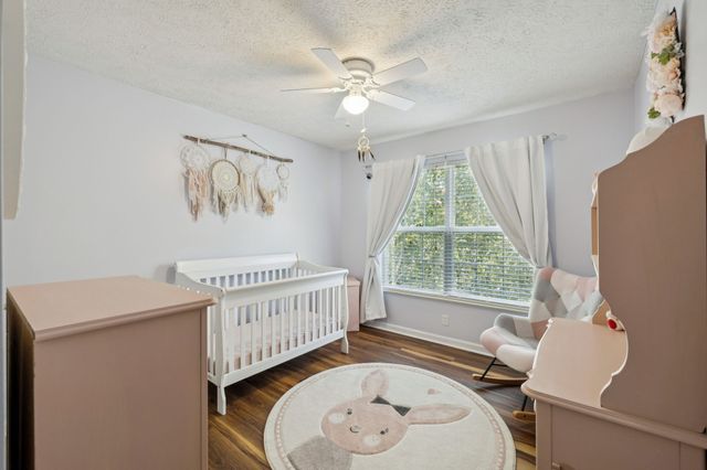 160 Waters Edge Ln, Hendersonville, TN 37075