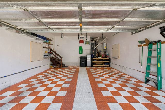 160 Waters Edge Ln, Hendersonville, TN 37075