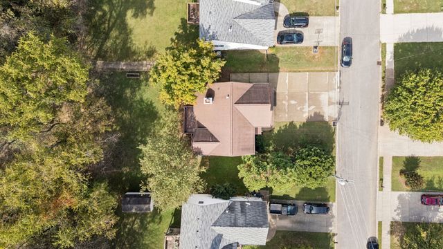 160 Waters Edge Ln, Hendersonville, TN 37075