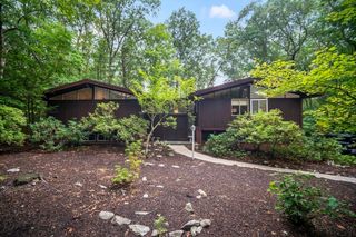 39 Indian Ridge Road, Natick, MA 01760
