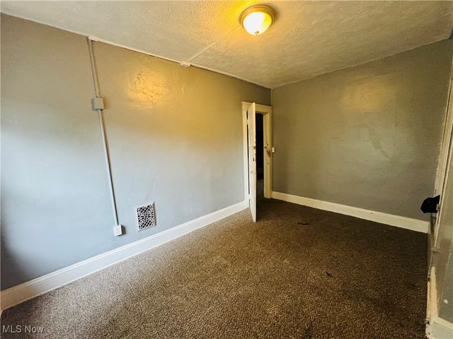 9013 Harris Avenue, Cleveland, OH 44104