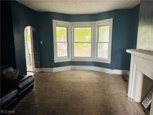 9013 Harris Avenue, Cleveland, OH 44104