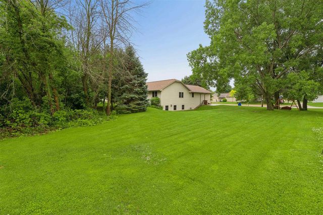 1123 STILLMEADOW LANE, Menasha, WI 54952