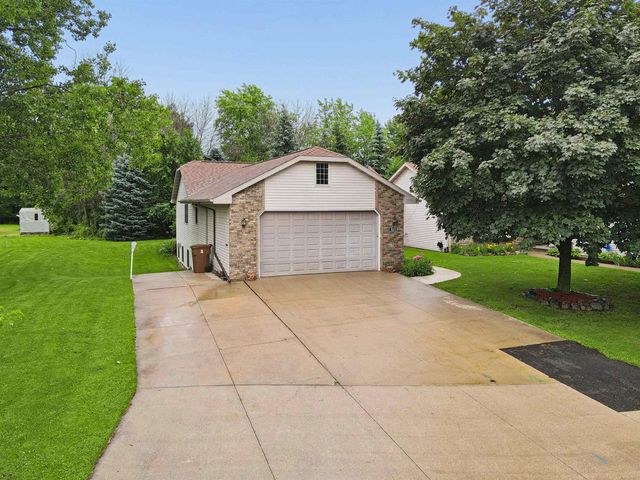 1123 STILLMEADOW LANE, Menasha, WI 54952