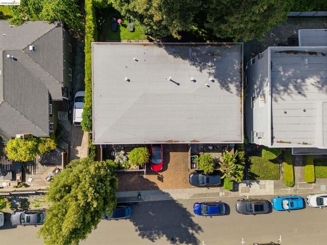 6252 Merced Ave, Oakland, CA 94611