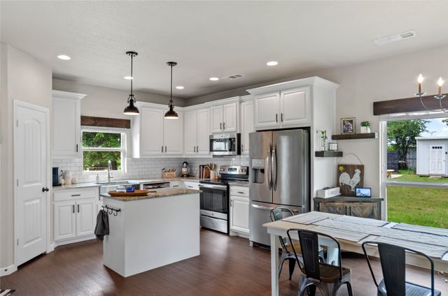 6093 S Fm 730, Decatur, TX 76234