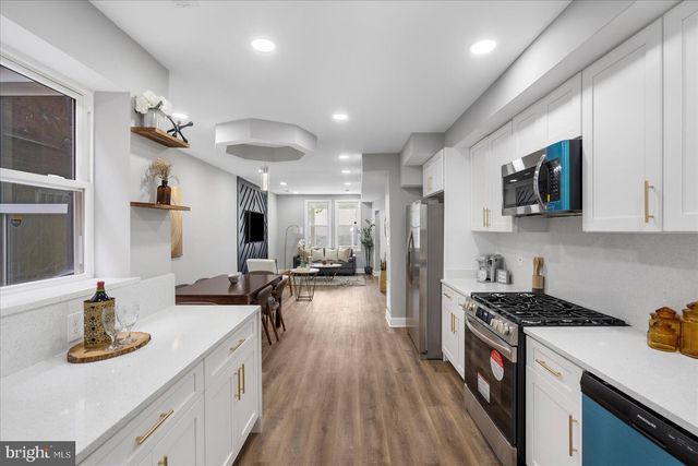 2754 ELLICOTT DRWY, Baltimore, MD 21216