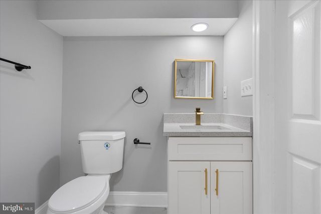 2754 ELLICOTT DRWY, Baltimore, MD 21216