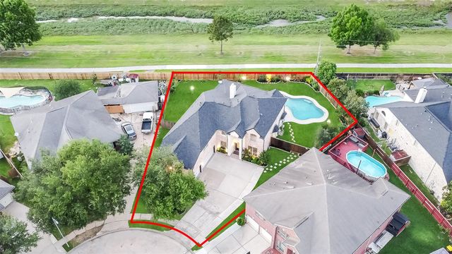 2103 Winebrook Court, Pearland, TX 77584