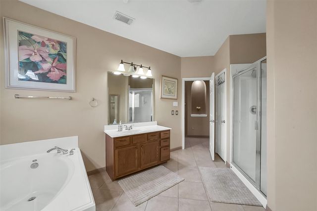 2103 Winebrook Court, Pearland, TX 77584