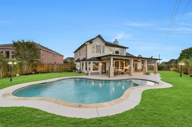 2103 Winebrook Court, Pearland, TX 77584