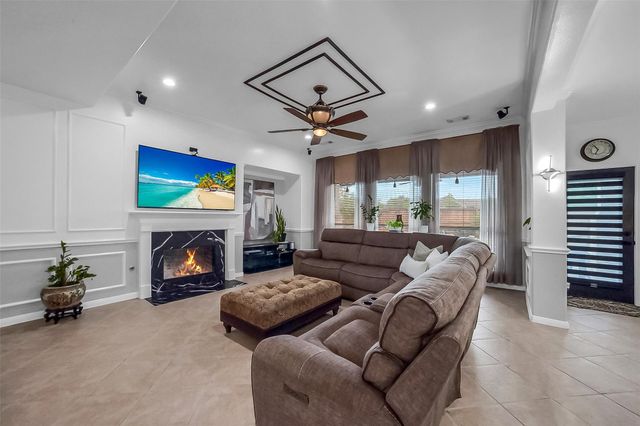 2103 Winebrook Court, Pearland, TX 77584