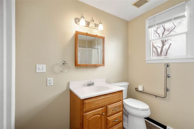 325-327 First Street, Cecil, PA 15055