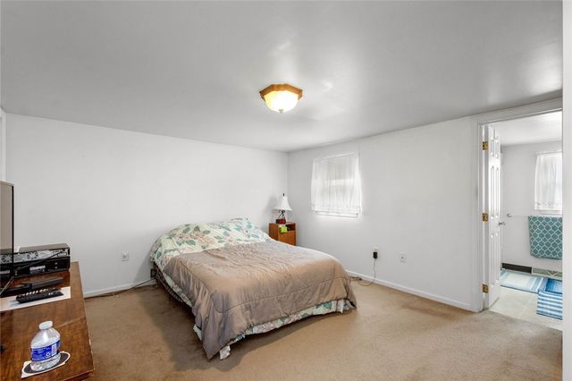 325-327 First Street, Cecil, PA 15055