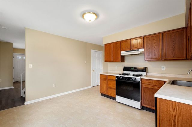 325-327 First Street, Cecil, PA 15055