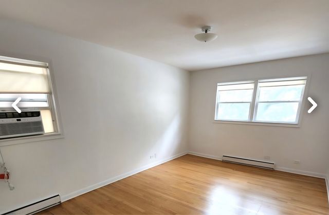 8847 La Crosse Avenue 304, Skokie, IL 60077