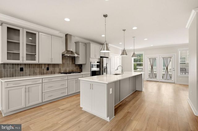 115 KINROSS LN, Fredericksburg, VA 22401