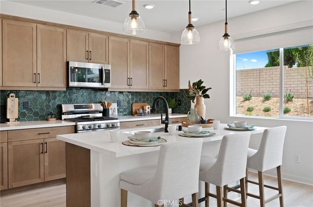 4058 Wood, Banning, CA 92220