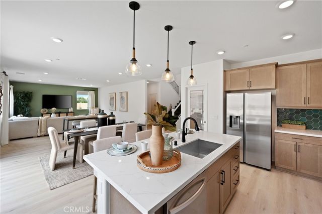 4058 Wood, Banning, CA 92220
