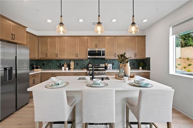 4058 Wood, Banning, CA 92220
