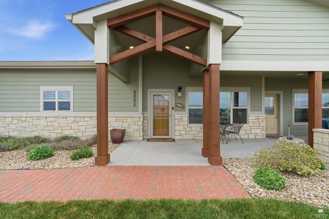 5005 Colbert Hills Drive, Manhattan, KS 66503