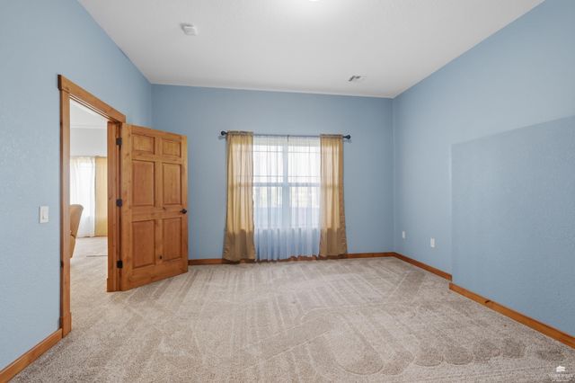 5005 Colbert Hills Drive, Manhattan, KS 66503