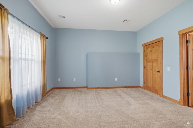 5005 Colbert Hills Drive, Manhattan, KS 66503