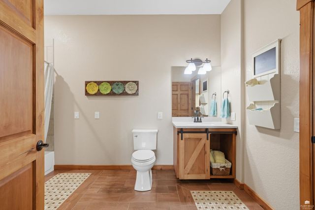 5005 Colbert Hills Drive, Manhattan, KS 66503
