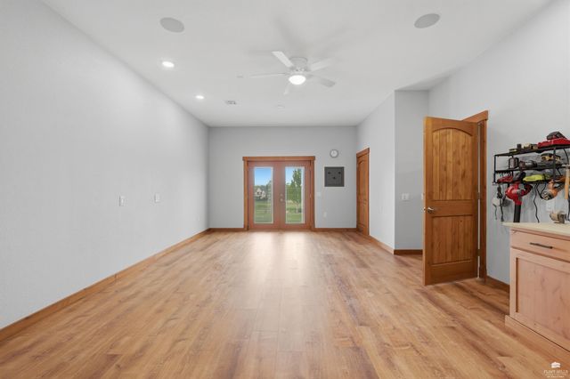 5005 Colbert Hills Drive, Manhattan, KS 66503