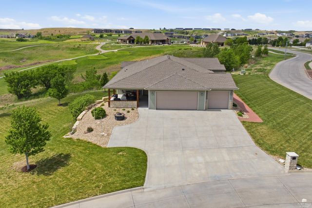 5005 Colbert Hills Drive, Manhattan, KS 66503
